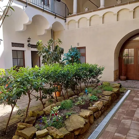 Aparthotel Self Check In 3*